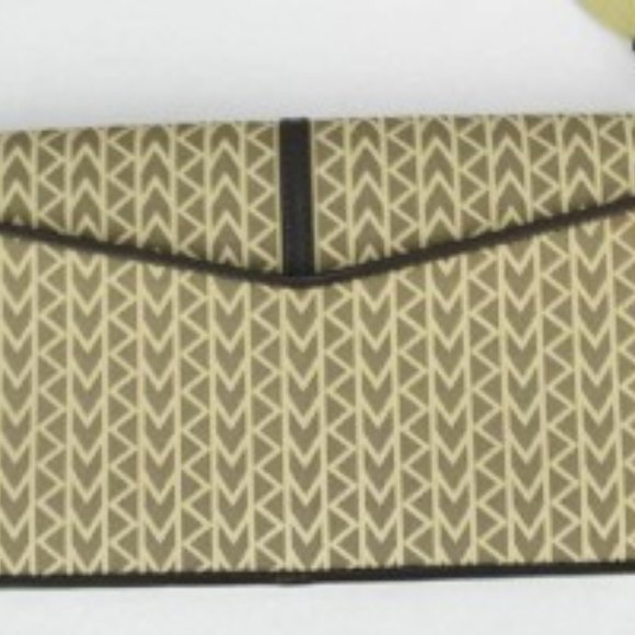 Michael Kors Whitney Vintage Crossbody Monogram Envelope Canvas - Picture 2 of 8